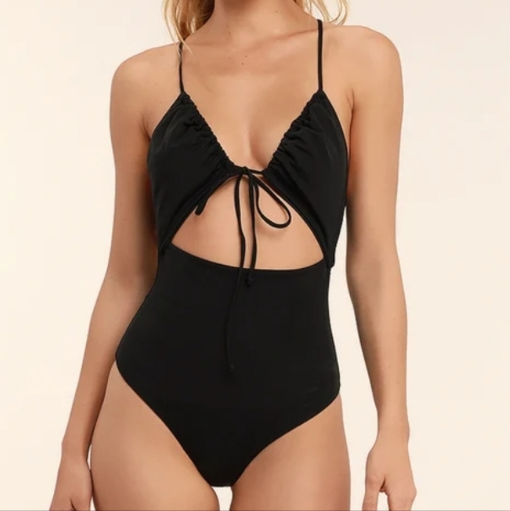 NWOT lulus Black Strappy Cutout One Piece